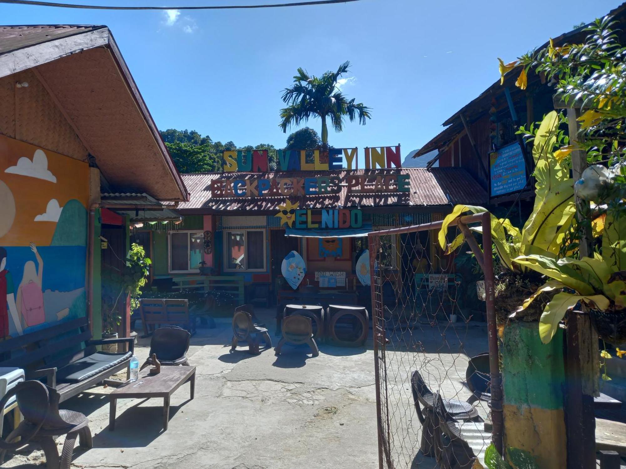 Sun Valley Backpackers Inn El Nido Buitenkant foto