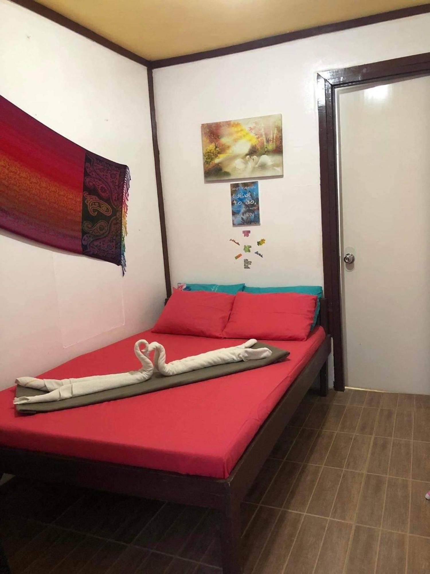 Sun Valley Backpackers Inn El Nido Buitenkant foto